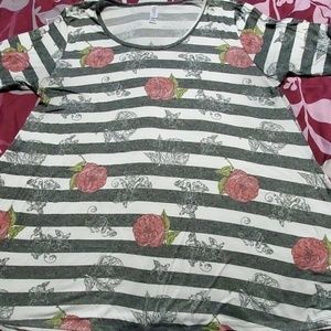 Large LULAROE Perfect T